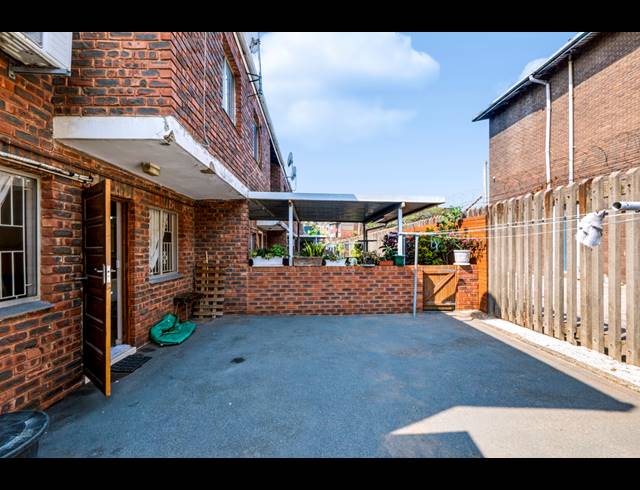 3 BEDROOM DUPLEX FOR SALE IN AUSTERVILLE